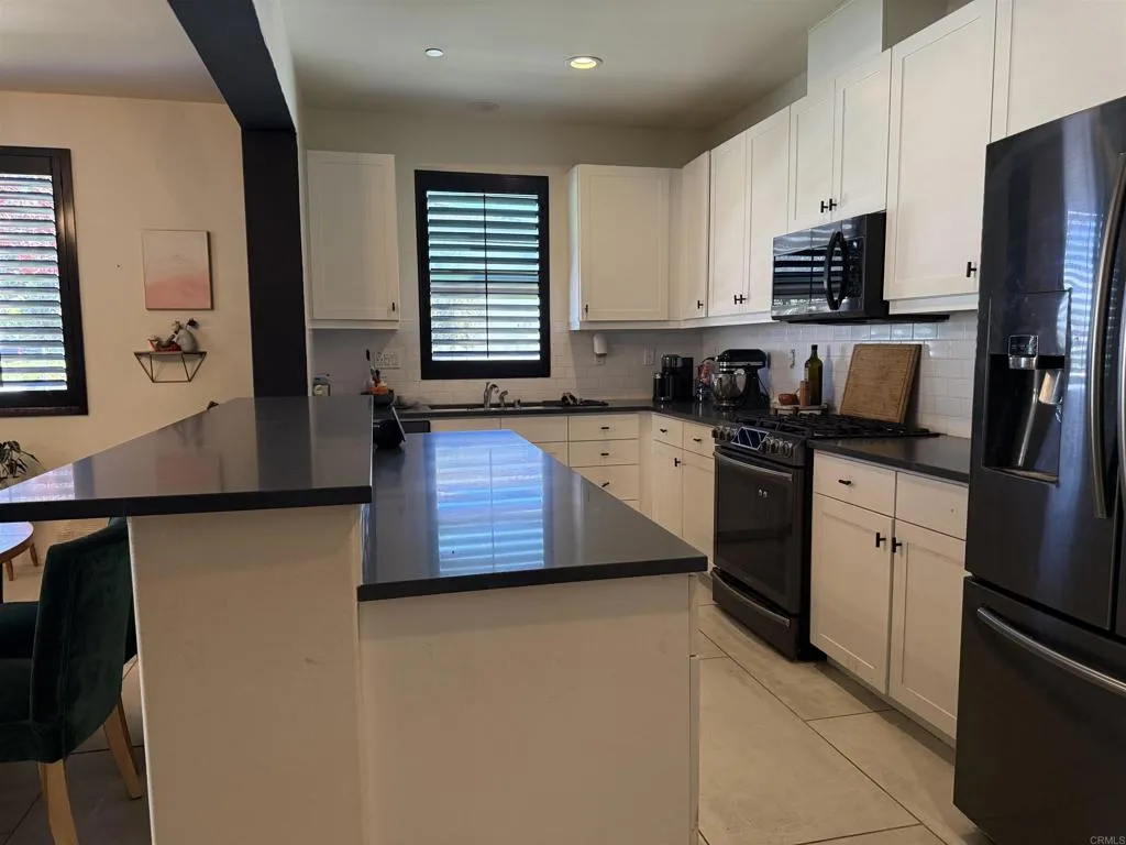 https://cdn.realtyfeed.com/cdn/127/306682559/02a5610128abf2ae31d2300dc9b3add8.webp