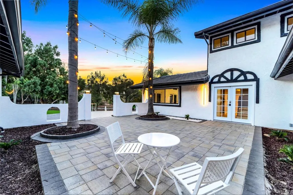 https://cdn.realtyfeed.com/cdn/127/306682563/4de4eb3649ef8427b5f2a6b18c5465ac.webp
