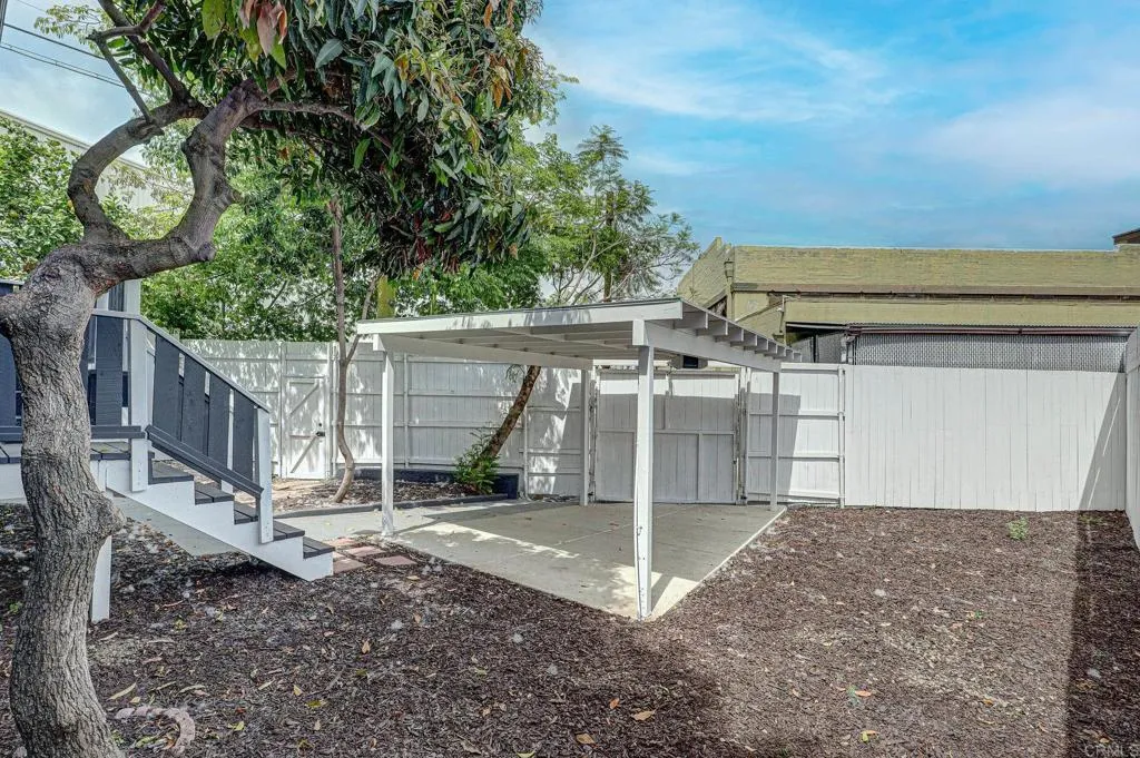 https://cdn.realtyfeed.com/cdn/127/306682646/b7a03bd9376f2035943e8c9eb2c0a171.webp