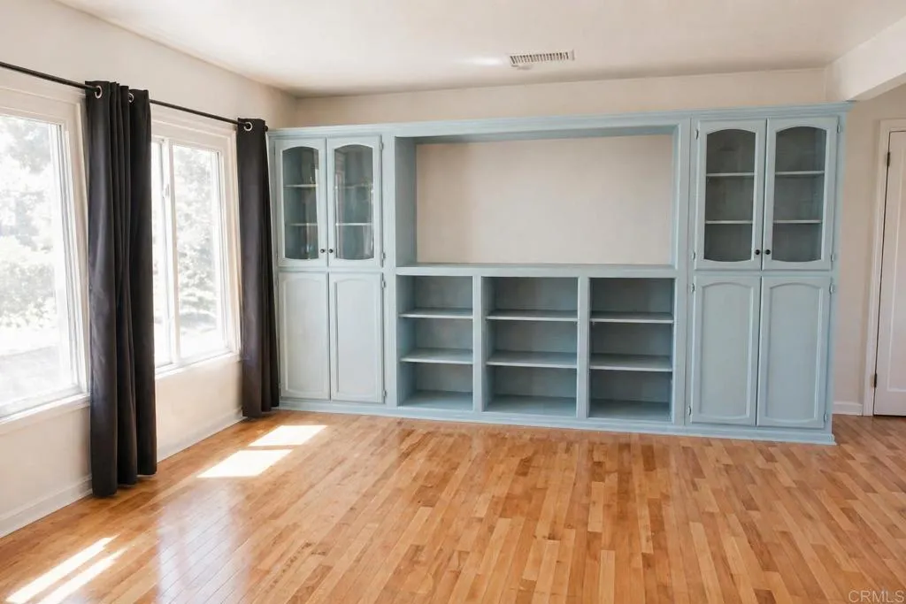 https://cdn.realtyfeed.com/cdn/127/306682648/6a3e4f9d32c8b01de645c88c802361fa.webp
