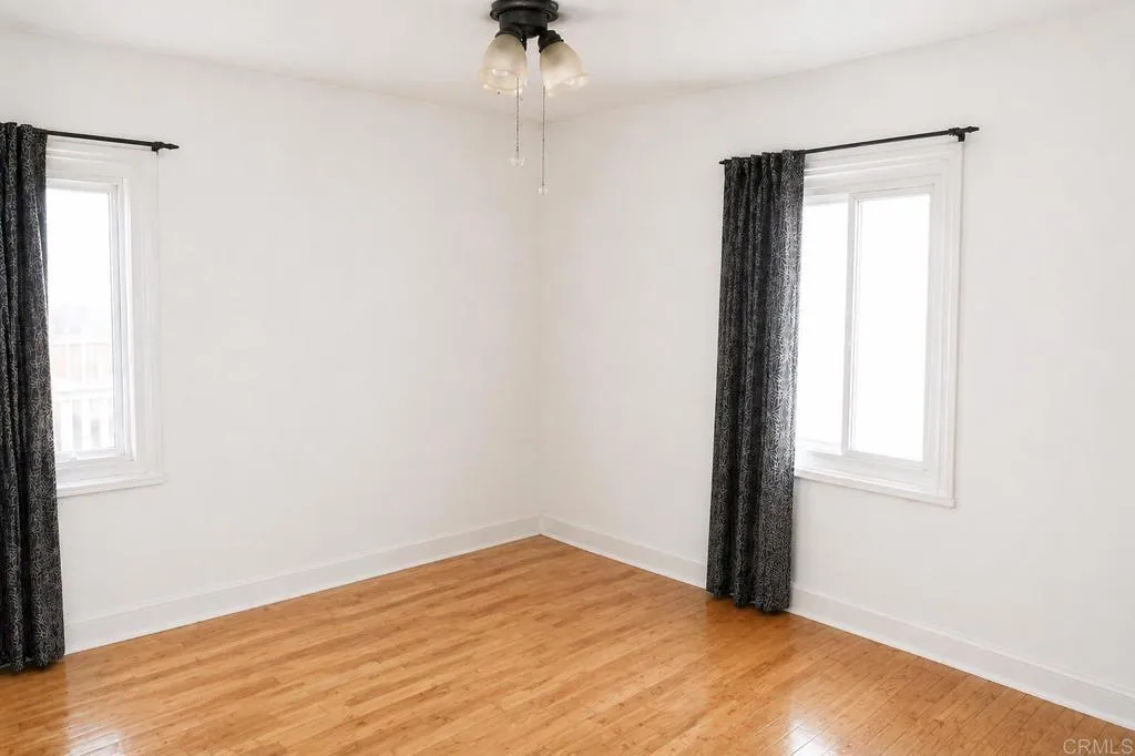 https://cdn.realtyfeed.com/cdn/127/306682648/ed4e97cc26c33ba6186d934dc964231c.webp