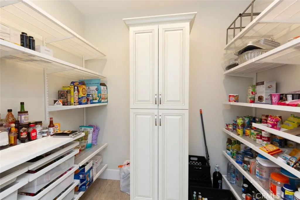 https://cdn.realtyfeed.com/cdn/127/306682659/9e977d5e8baeff4bcf8c9ca54739ebc0.webp