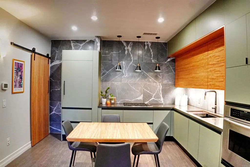 Photo #2: PTP2602488 Listing: Photo #2