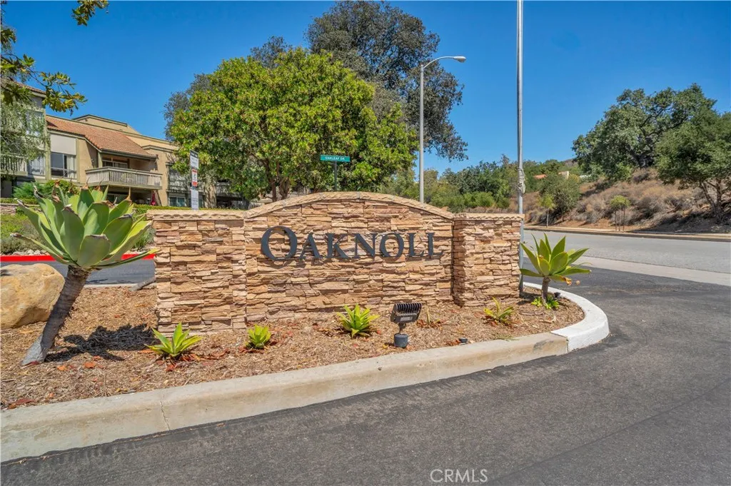 Thousand Oaks, CA 91360
