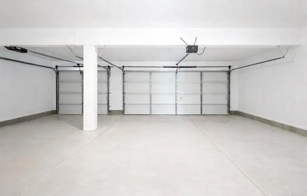 https://cdn.realtyfeed.com/cdn/127/306682775/03f3758bb45d13605a354cd1ccbdc002.webp