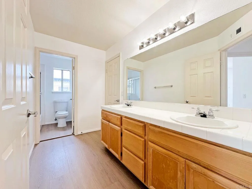 https://cdn.realtyfeed.com/cdn/127/306682775/b7f82f9d11b25f16042d7bf38943cabf.webp