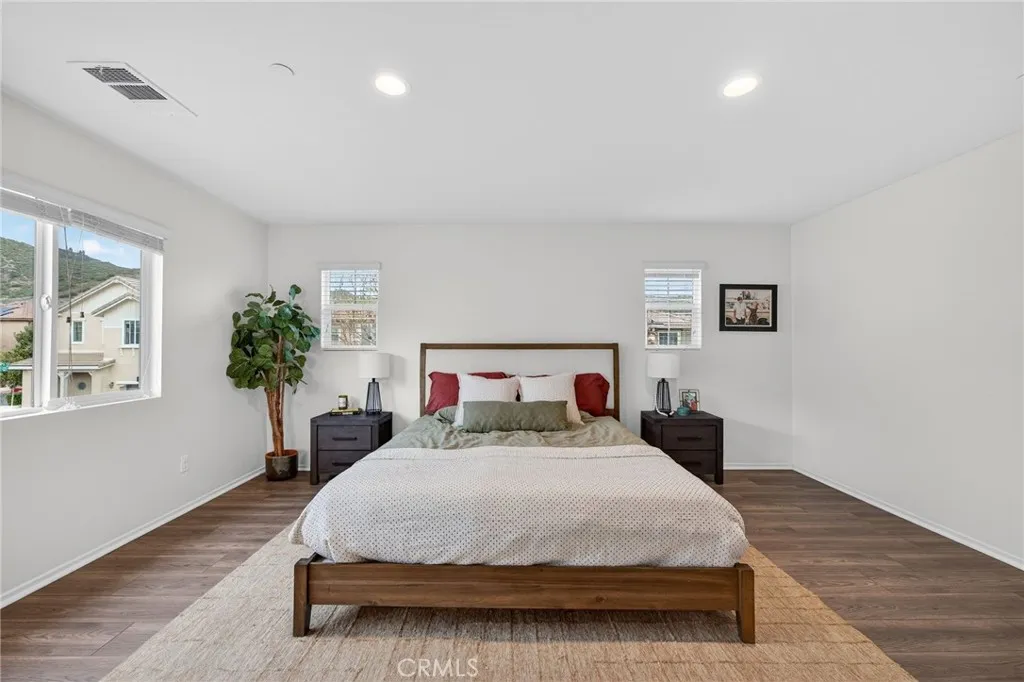 https://cdn.realtyfeed.com/cdn/127/306682795/e502aacddbb7479cdcbda402bc5a2656.webp