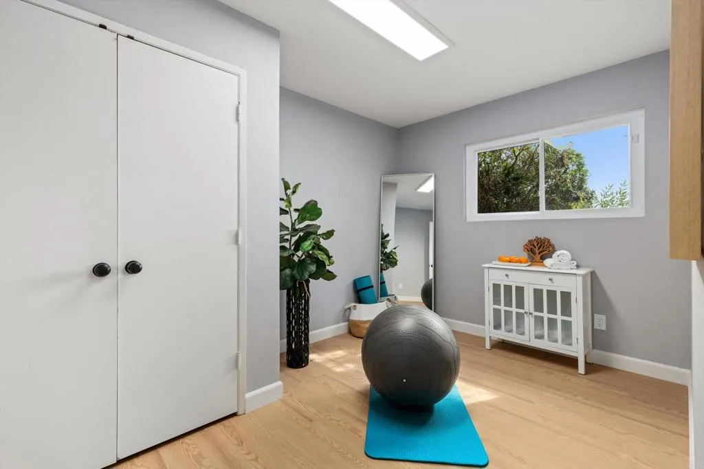 https://cdn.realtyfeed.com/cdn/127/306682911/d982f37e5c04a9dae05d538793d212ac.webp