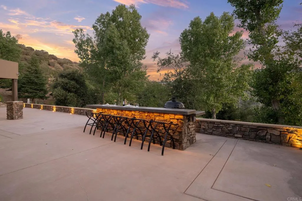 https://cdn.realtyfeed.com/cdn/127/306682945/b3e11107fb5a8e706877919a6a68f63e.webp