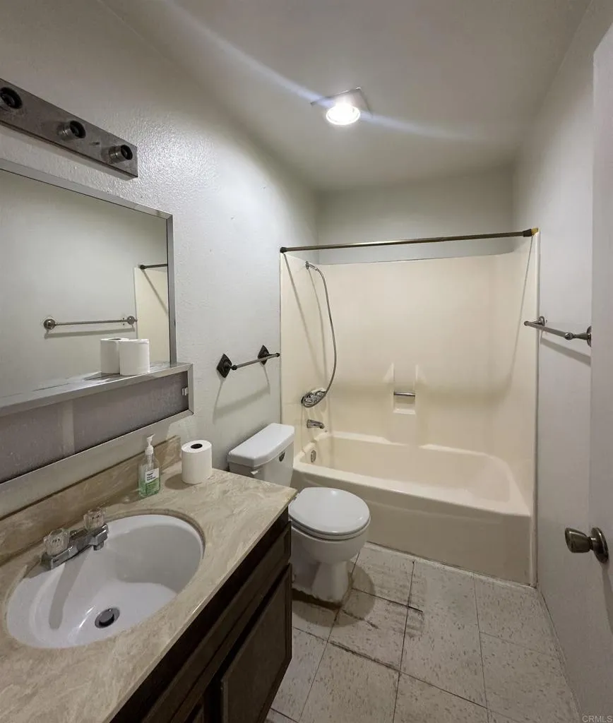 https://cdn.realtyfeed.com/cdn/127/306682992/247576c510a84f7d48f24eb377fdd3cd.webp