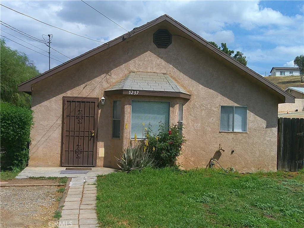 4965 Tulsa, Riverside, CA, 92505