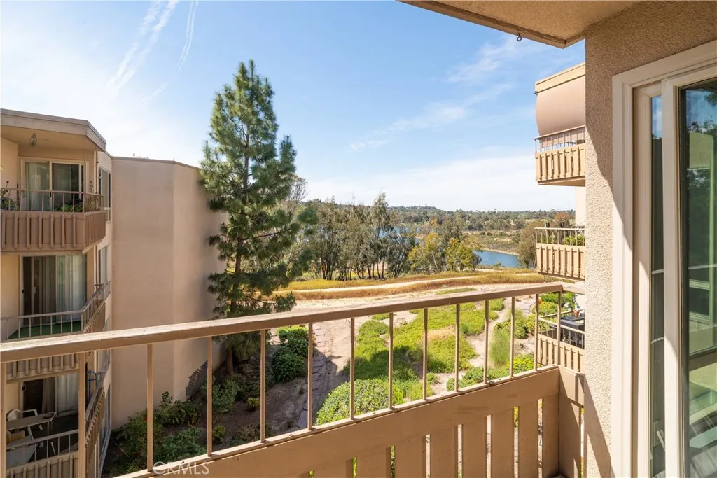 https://cdn.realtyfeed.com/cdn/127/306683046/20677088ef1af01f50f31ae1ab7be8bf.webp
