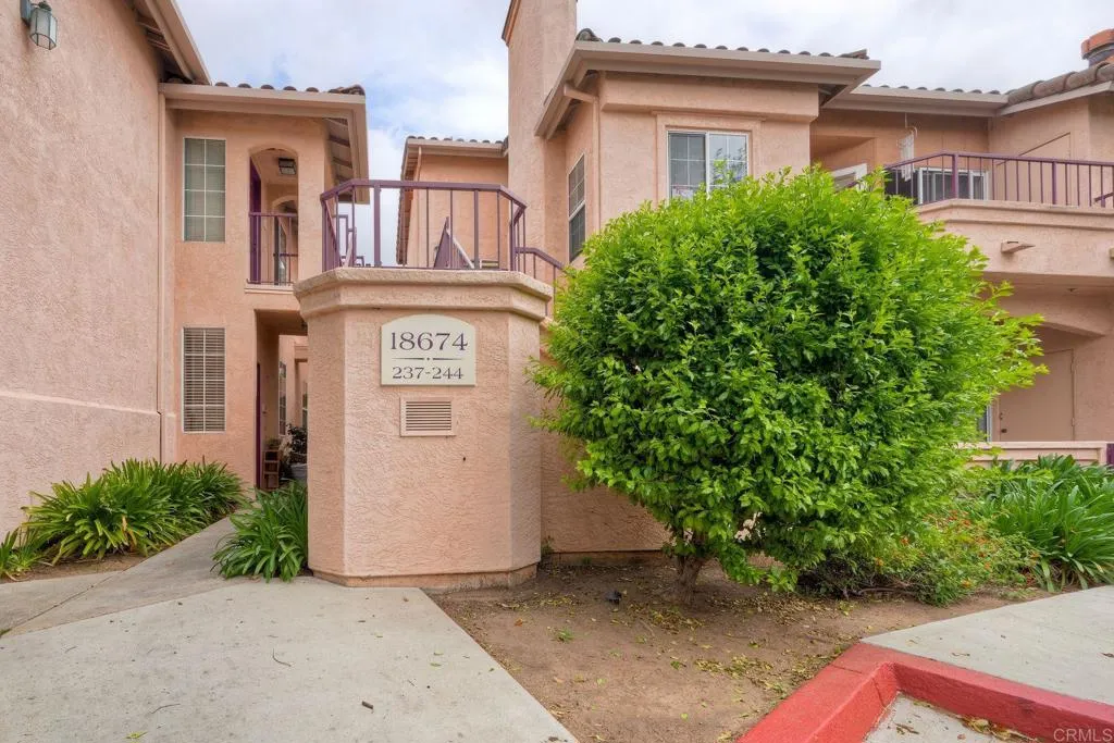 https://cdn.realtyfeed.com/cdn/127/306683121/c0f89df0049d2af0396661bb6fa9f81b.webp