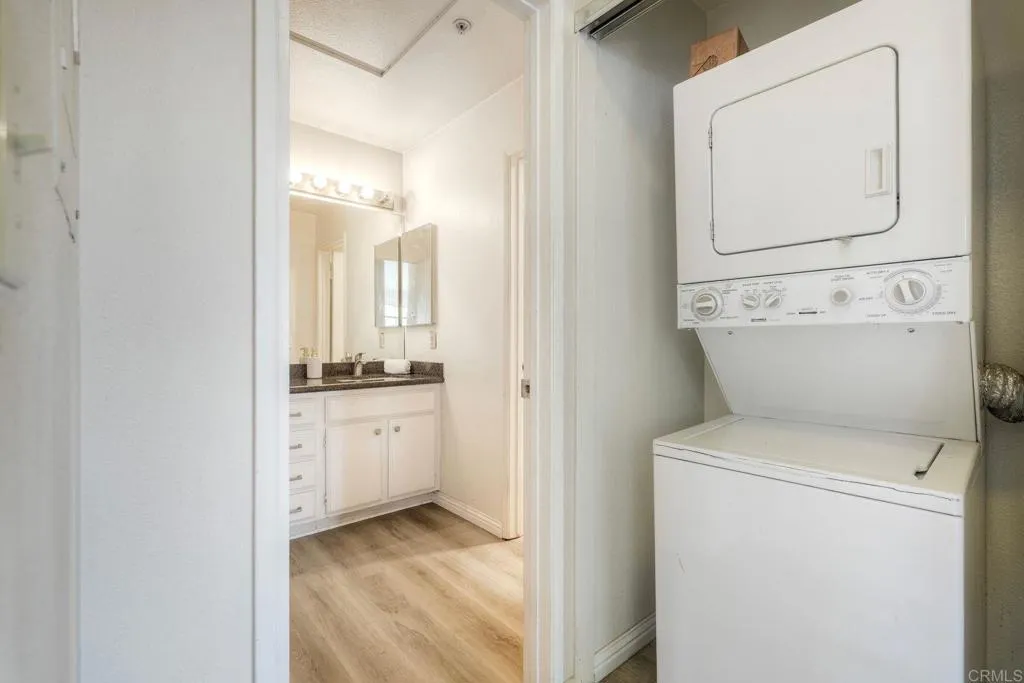 https://cdn.realtyfeed.com/cdn/127/306683121/d6ba3dd00c54be7cbd7eded9e24fbc83.webp