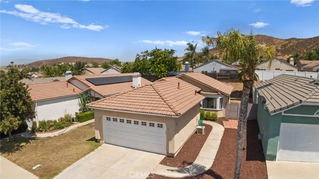 Menifee, CA 92585