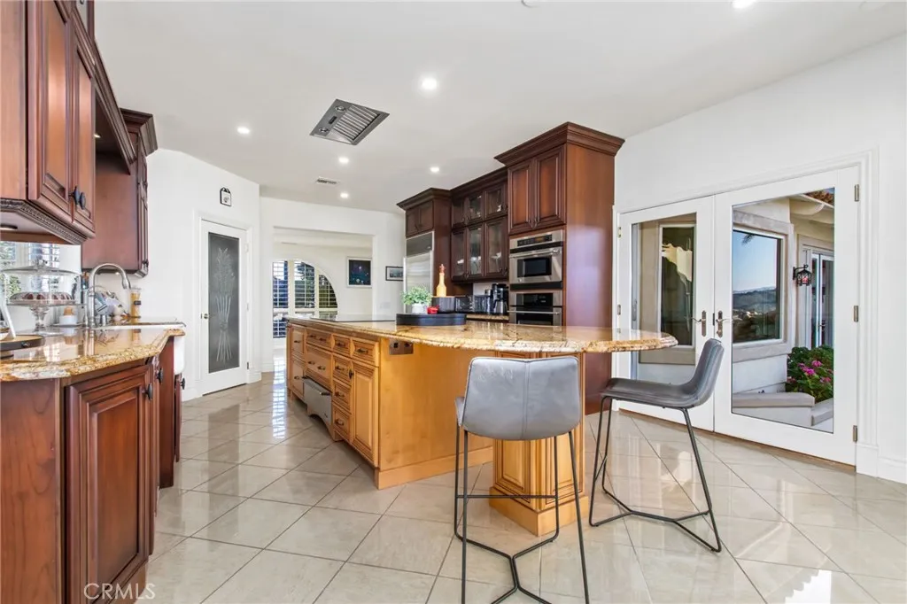 https://cdn.realtyfeed.com/cdn/127/306683154/7103a3f34de33e4fd966c9931e1ffa3c.webp