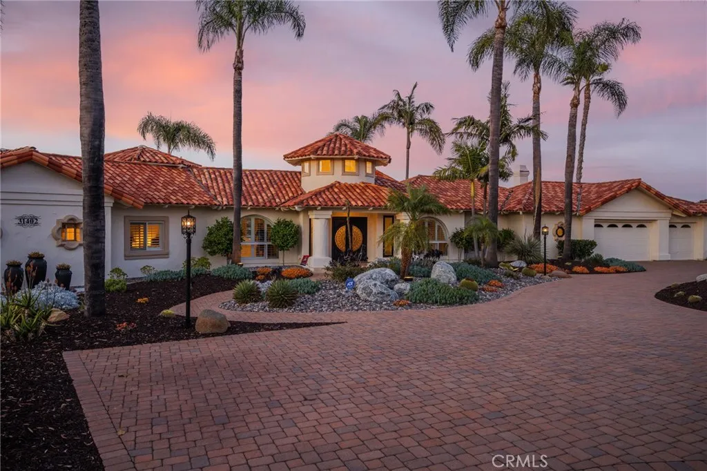 https://cdn.realtyfeed.com/cdn/127/306683154/92331b3d5477dd8ba00d62fa005cc7a3.webp