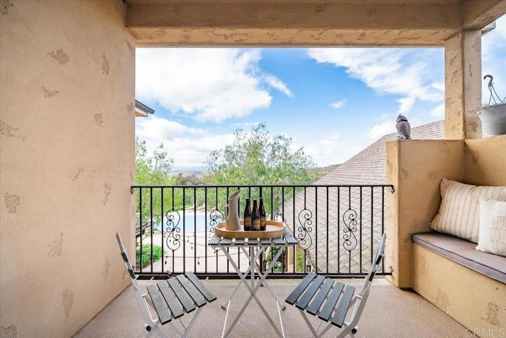 https://cdn.realtyfeed.com/cdn/127/306683156/46dd0b4a404cf693bf14eb7ba9483213.webp
