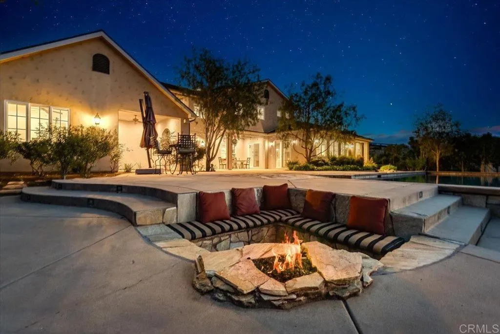 https://cdn.realtyfeed.com/cdn/127/306683156/4a26e0e1c767408217fe5affe0500e4c.webp