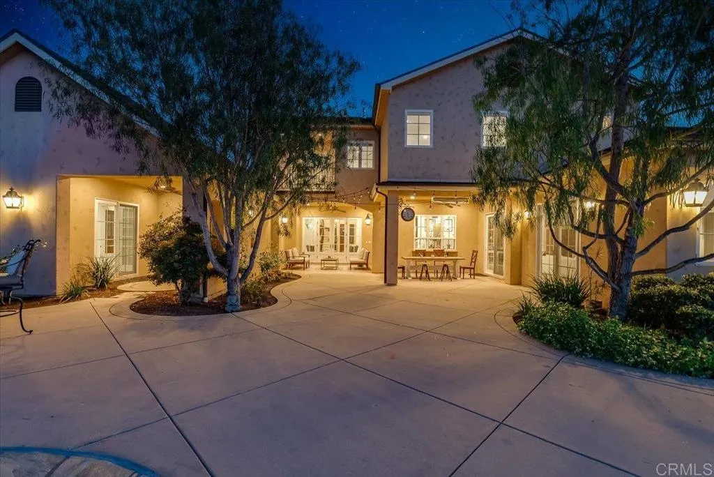https://cdn.realtyfeed.com/cdn/127/306683156/7f236a5745c209e664d814f43b533232.webp
