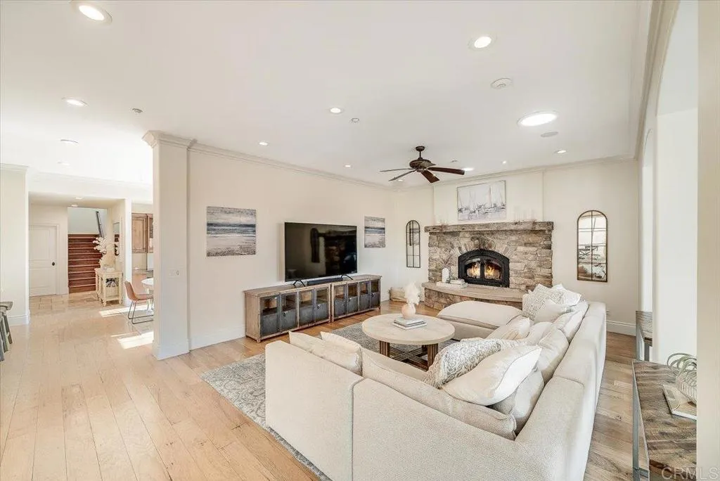 https://cdn.realtyfeed.com/cdn/127/306683156/8235a0afdf056e78561d5ca50f353639.webp
