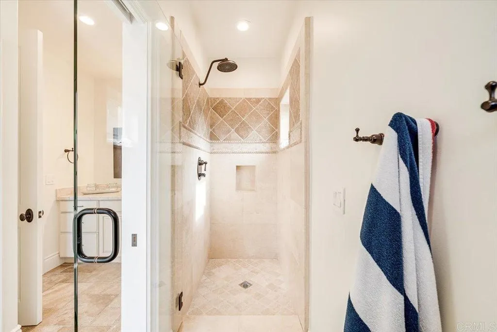 https://cdn.realtyfeed.com/cdn/127/306683156/99b076e5278eea90a66e6558b4f69e7b.webp