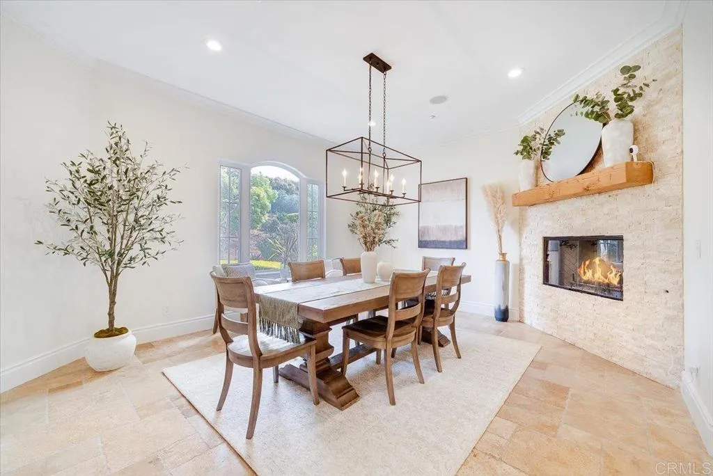 https://cdn.realtyfeed.com/cdn/127/306683156/dbcc66703d03d3f9407333b7cf58bed8.webp