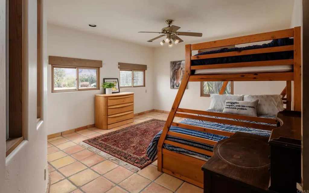 https://cdn.realtyfeed.com/cdn/127/306683170/082ba1f9f43deab82f6a646ceb6f154c.webp