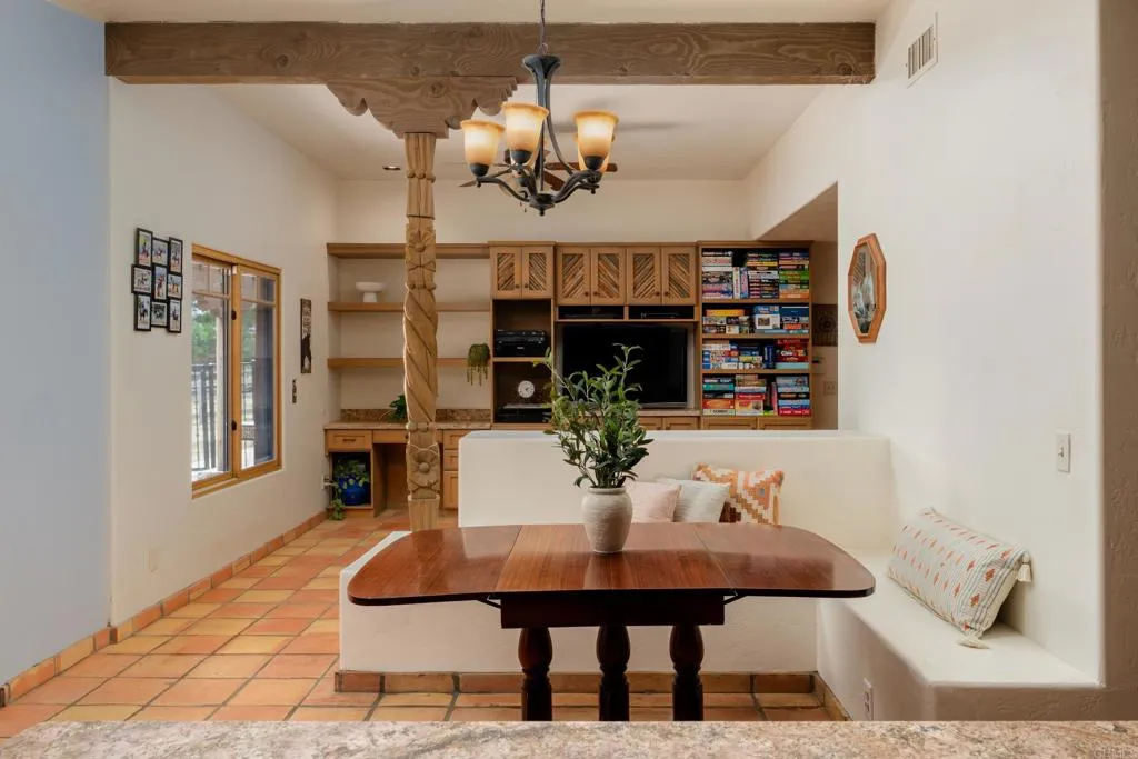 https://cdn.realtyfeed.com/cdn/127/306683170/6abe9655e0f3268f49bcb45eb1722128.webp