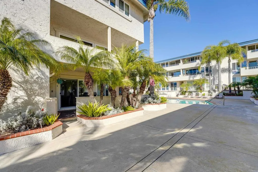 https://cdn.realtyfeed.com/cdn/127/306683177/60cee75a032947ab95a0c4f38781d86c.webp