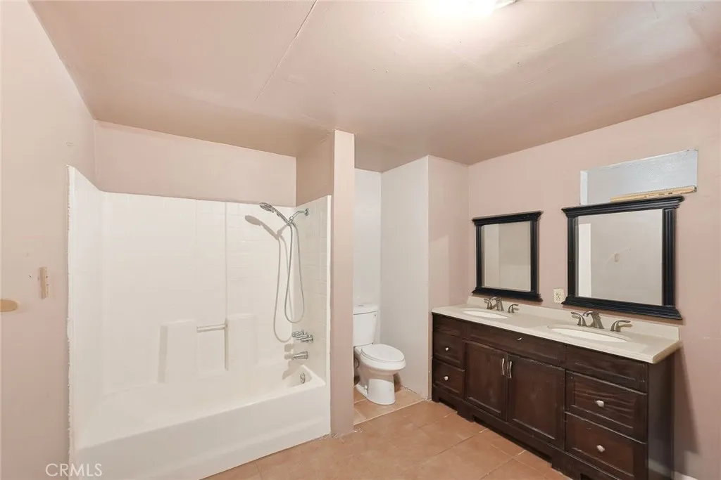 https://cdn.realtyfeed.com/cdn/127/306683188/f5b5bc10f76d2990322f811f40b37d8c.webp