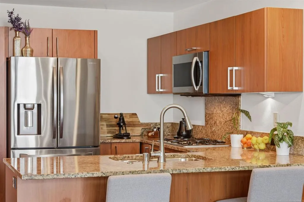https://cdn.realtyfeed.com/cdn/127/306683231/480447dc0a1a12839105498c83bfc2e4.webp
