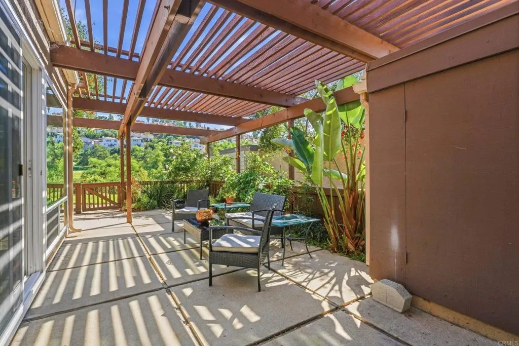 https://cdn.realtyfeed.com/cdn/127/306683265/ca51b2f21bf0d596633e90ab25173a63.webp