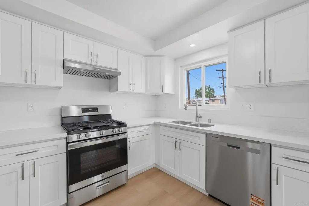 https://cdn.realtyfeed.com/cdn/127/306683274/337bd19cc2693434de1b0018ec03e929.webp
