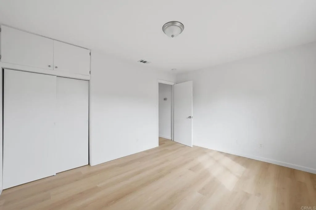 https://cdn.realtyfeed.com/cdn/127/306683274/5409c39214c84e18329c1a7263e881ab.webp
