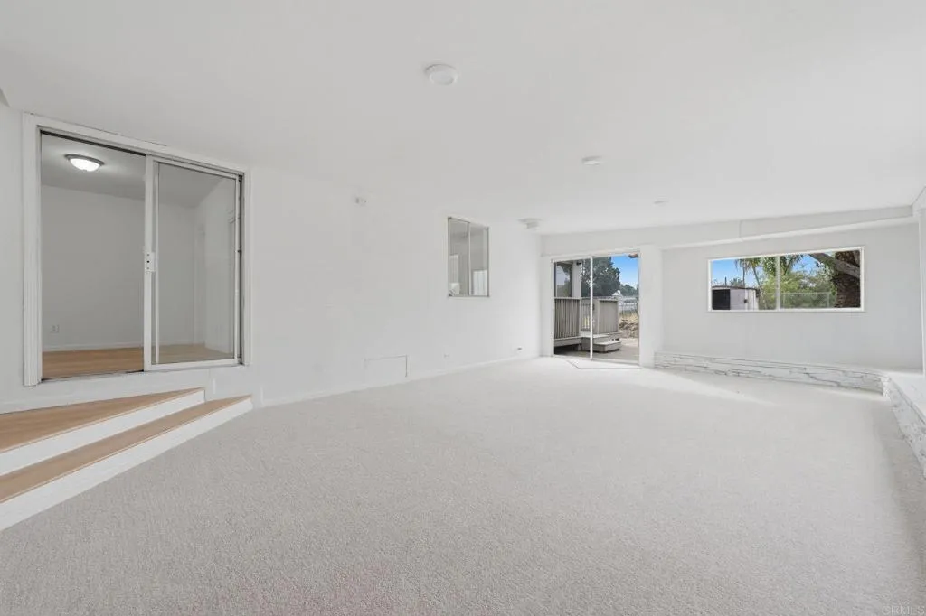 https://cdn.realtyfeed.com/cdn/127/306683274/d972663566df7462cb6b492b67ed06f4.webp