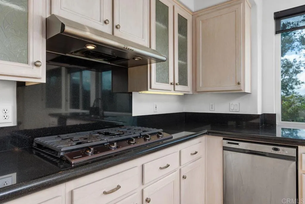 241 Camino Del Postigo, Escondido, CA, 92029