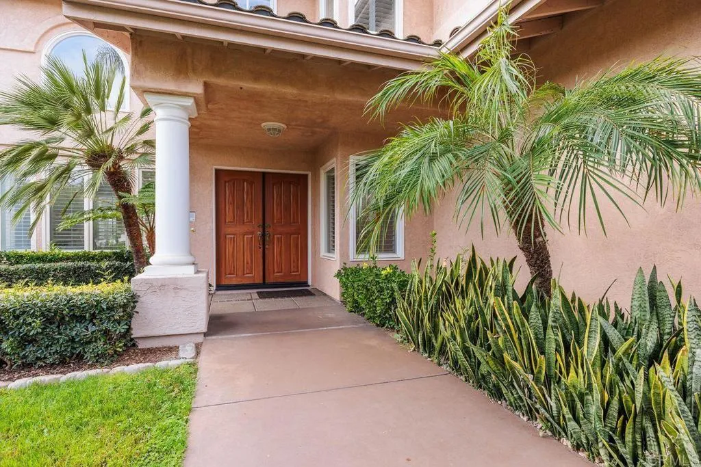 241 Camino Del Postigo, Escondido, CA, 92029