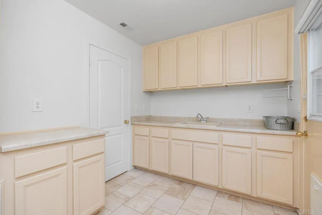 241 Camino Del Postigo, Escondido, CA, 92029