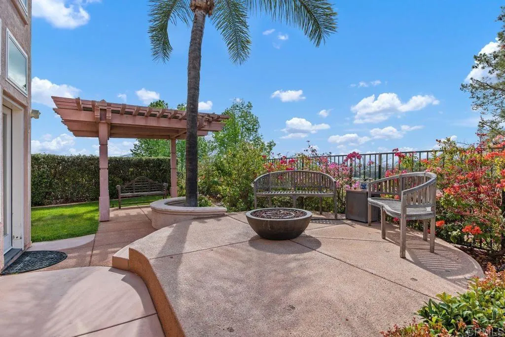241 Camino Del Postigo, Escondido, CA, 92029