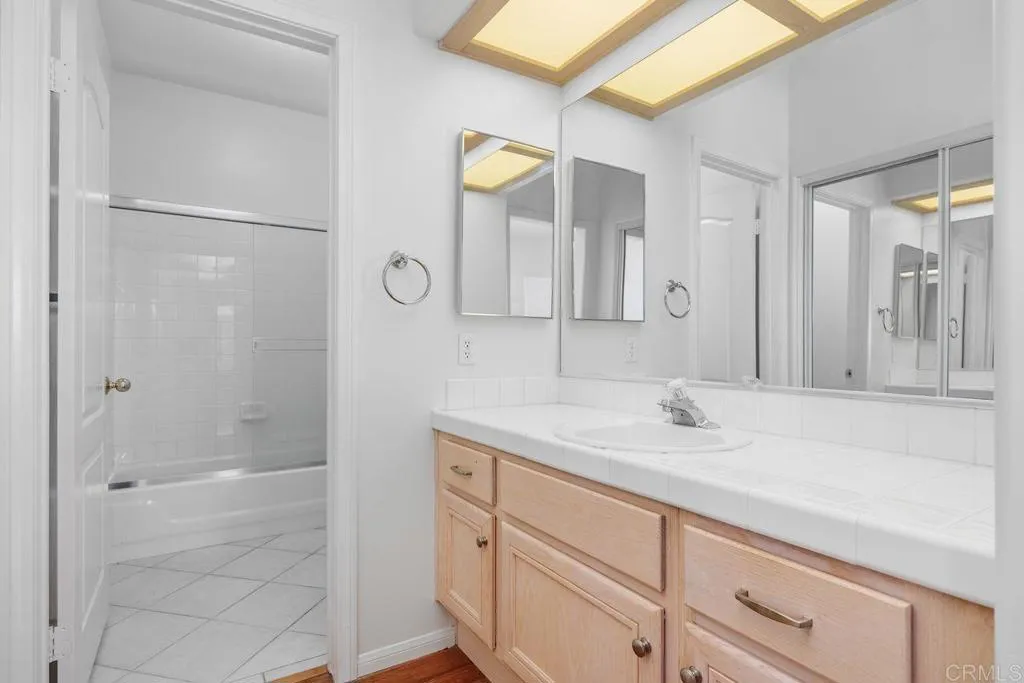 241 Camino Del Postigo, Escondido, CA, 92029