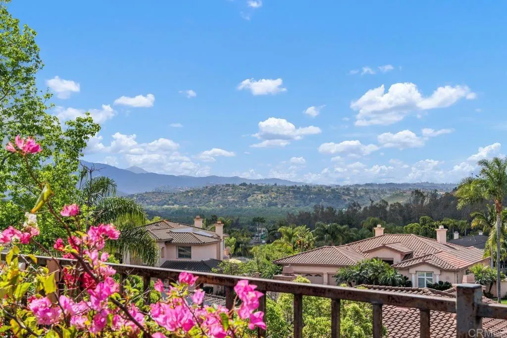 241 Camino Del Postigo, Escondido, CA, 92029