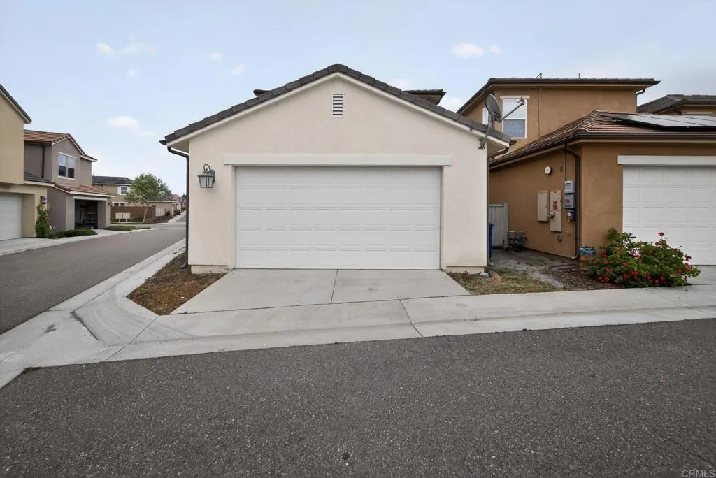 https://cdn.realtyfeed.com/cdn/127/306683341/2c27921dd9b44a9226c075e937ac29a9.webp