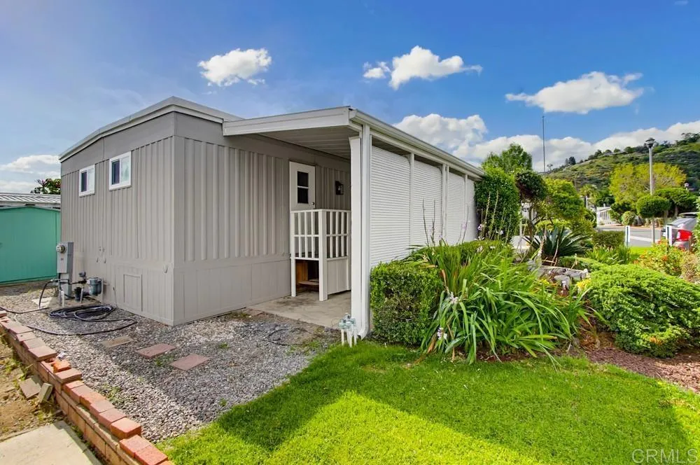 https://cdn.realtyfeed.com/cdn/127/306683398/356bed667f583d15218bc19200ccebdd.webp