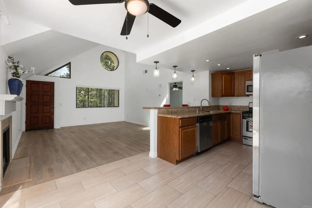 https://cdn.realtyfeed.com/cdn/127/306683444/c2ef1bfd182d43e6f7b5bf8992786ef8.webp