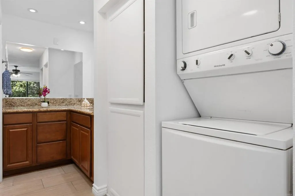 https://cdn.realtyfeed.com/cdn/127/306683444/d14f85e17f528ff06ee13ee3ea6eb32e.webp