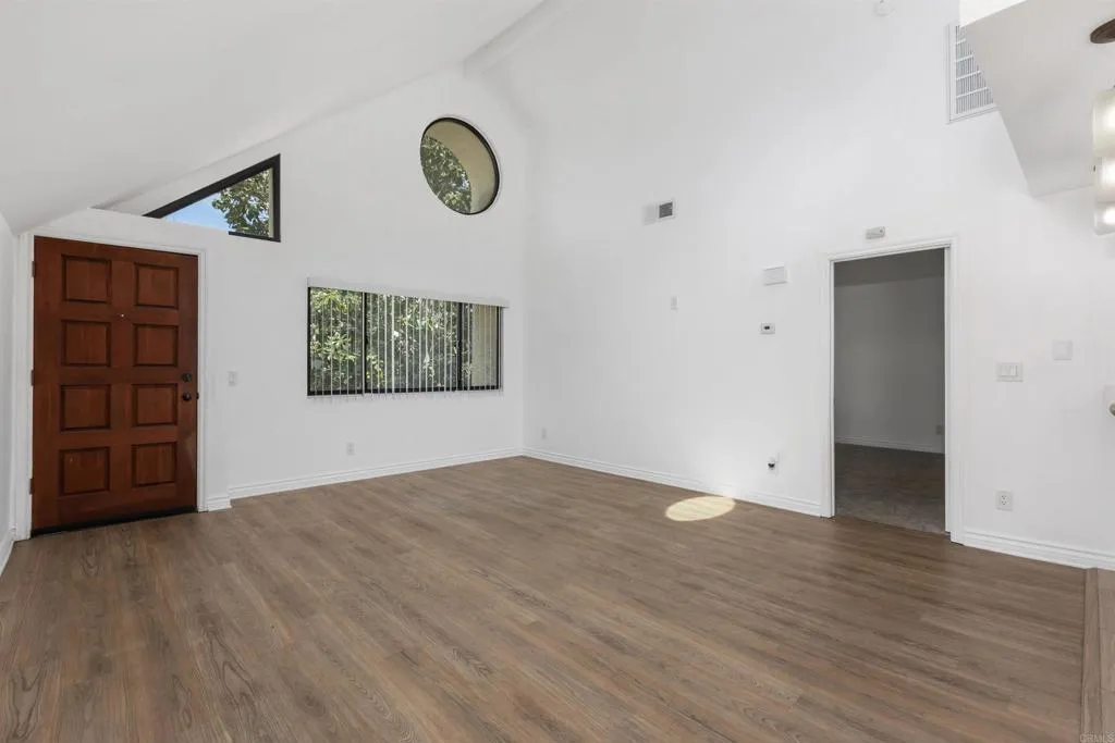 https://cdn.realtyfeed.com/cdn/127/306683444/fa3e02fd0cd1fe9137cae374b71567b4.webp