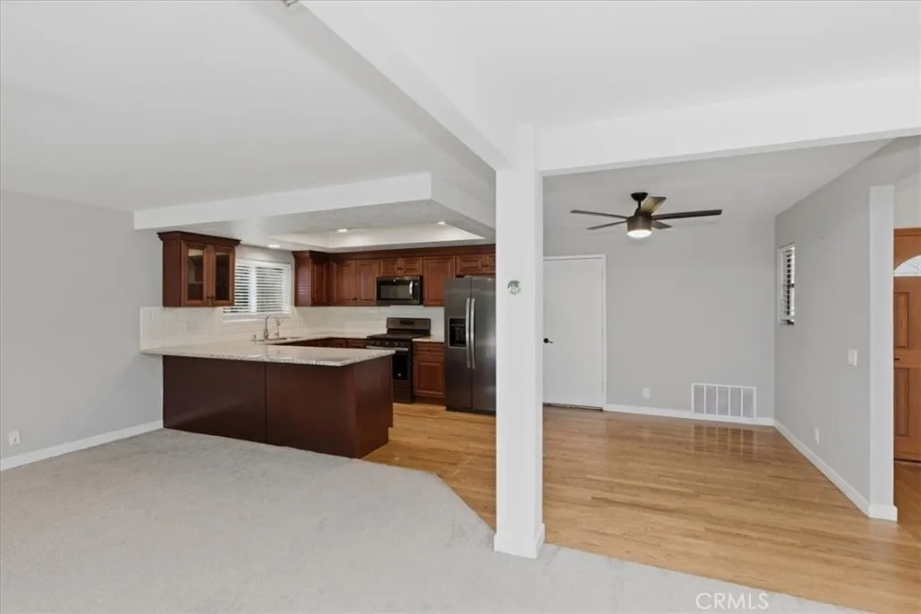 https://cdn.realtyfeed.com/cdn/127/306683462/58cab7e5985833c2a2aad01beaff3fc1.webp