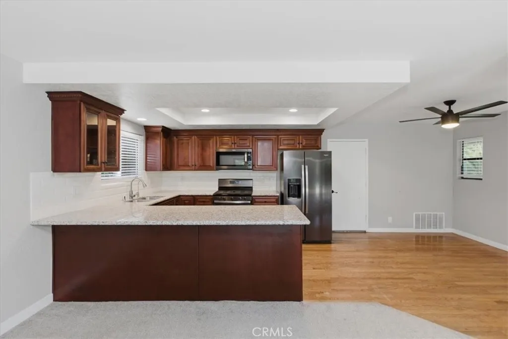 https://cdn.realtyfeed.com/cdn/127/306683462/928b88f8735b23743370f25faa93fffc.webp