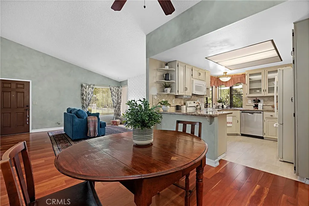 Photo #6: SW26043482 Listing: Photo #6